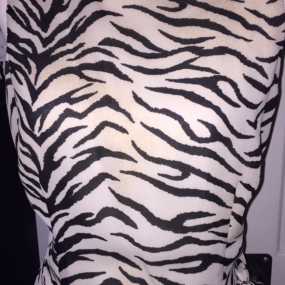 Zebra Print Faux Wrap Dress Sz 12 - Picture 4 of 6